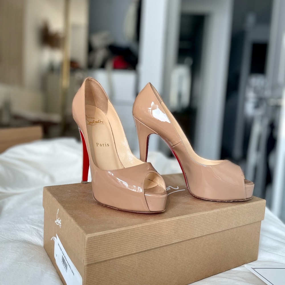 Christian Louboutin Lady Peep Nude Patent Leather